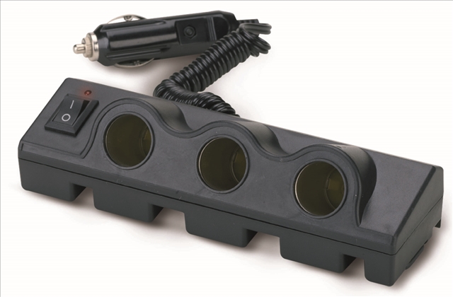  PRIZA BRICHETA TRIPLA CU CABLU EXTENSIBIL 12/24V SI INTRERUPATOR