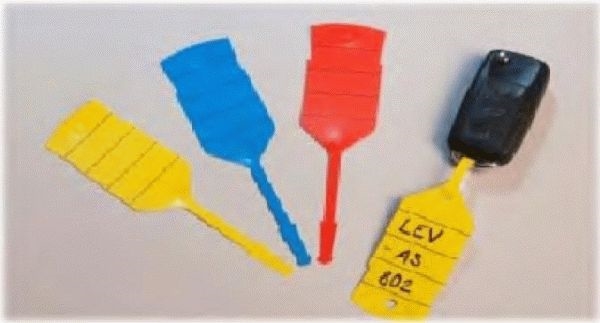  SET 300 BRELOCURI ROSII + 2 MARKERE SERWO