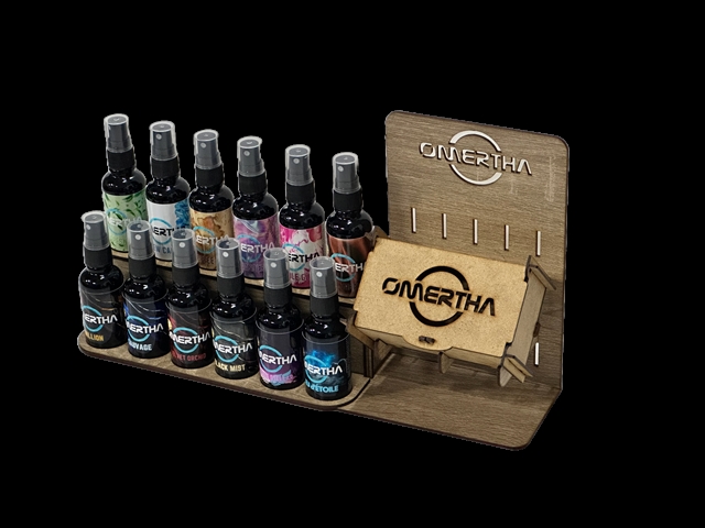  STAND PREZENTARE CU MIXT DE 12 BUC ODORIZANTE AUTO SPRAY 30ML OMERTHA