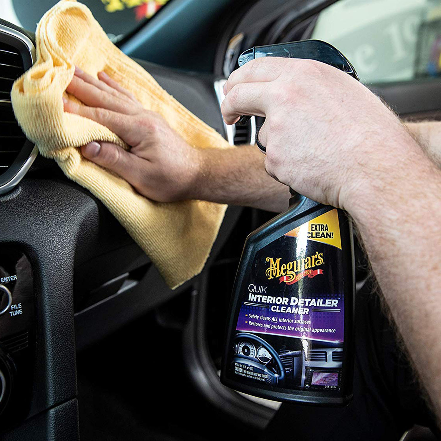 SOLUTIE CURATAT INTERIOR, 473 ML, QUIK DETAILER INTERIOR - EU - MEGUIARS